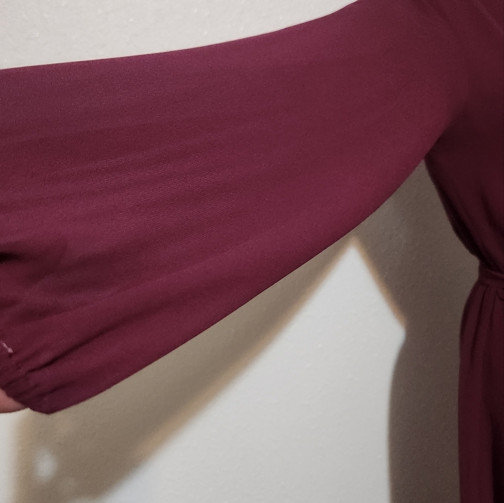 Long‎ dress - Picture 2 of 3